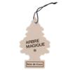 Carte parfumée du plus mythique des sapins, à suspendre par un élastique au rétroviseur.
Sapin au parfum original de coco, pour une ambiance tropicale dans le véhicule.
Un classique indémodable apprécié par tous.