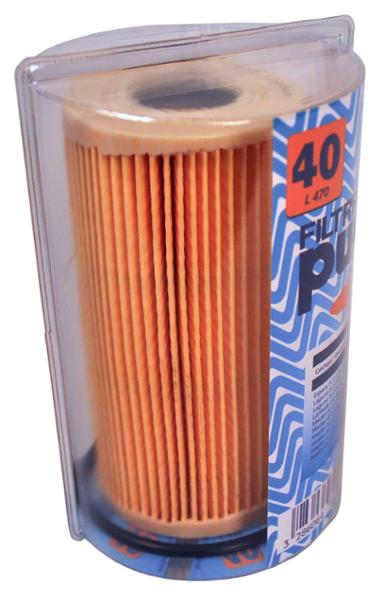 La qualité des Filtres PURFLUX est reconnue et homologuée depuis plus de
50 ans par les plus grands constructeurs.
Le filtre à huile assure une fonction essentielle au bon fonctionnement dumoteur car il permet d'épurer en permanence l'huile en retenant les
impuretés d'origines externe ou interne telles que les particules
abrasives dues à l'usure normale des organes, les poussières et les
résidus de combustion. Purflux conseille le remplacement du filtre à huileau moins une fois par an ou tous les 20 000km.
