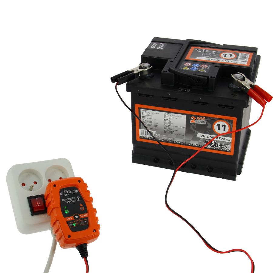 XLPT chargeur batterie automatique S. 6/12V. 3 à 15Ah - 553984